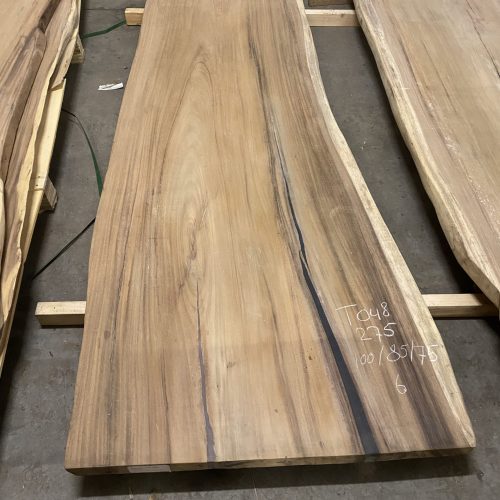 275x100/88/75x6cm | T048/